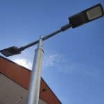 Cruceta de Acero de 2 Brazos - Acero Galvanizado - Imagen 3