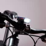 Luz Delantera Bicicleta Solar LED 2 Niveles+Destello Bater&iacute;a USB - Imagen 4