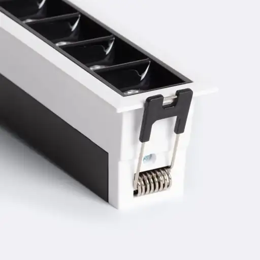 foco-lineal-led-7w-empotrable-batyo-cri90-corte-140x35-mm (3)