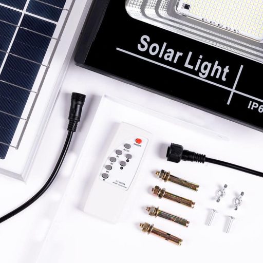 ho_solarfl_100w_01_5